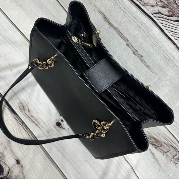 Michael Kors Sophia Shoulder Bag Purse Satchel Black Gold Saffiano Leather Large - Picture 12 of 16